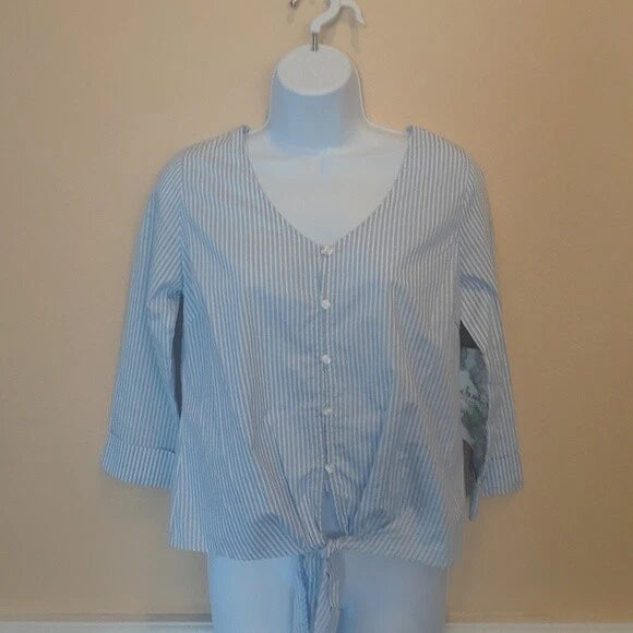 Crave Fame Women's Chambray Stripe Button Size Small