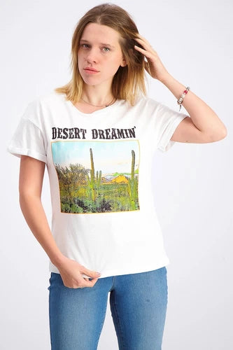 Pretty Rebellious Juniors' Cotton Desert Dreamin' Graphic-Print T-Shirt White XS